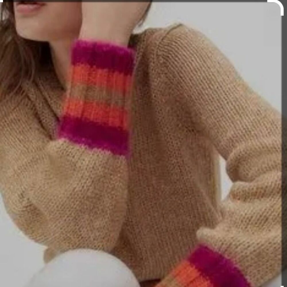 Gap Blouson Novel Camel Heather Pullover cable knit‎ sweater.  Size M